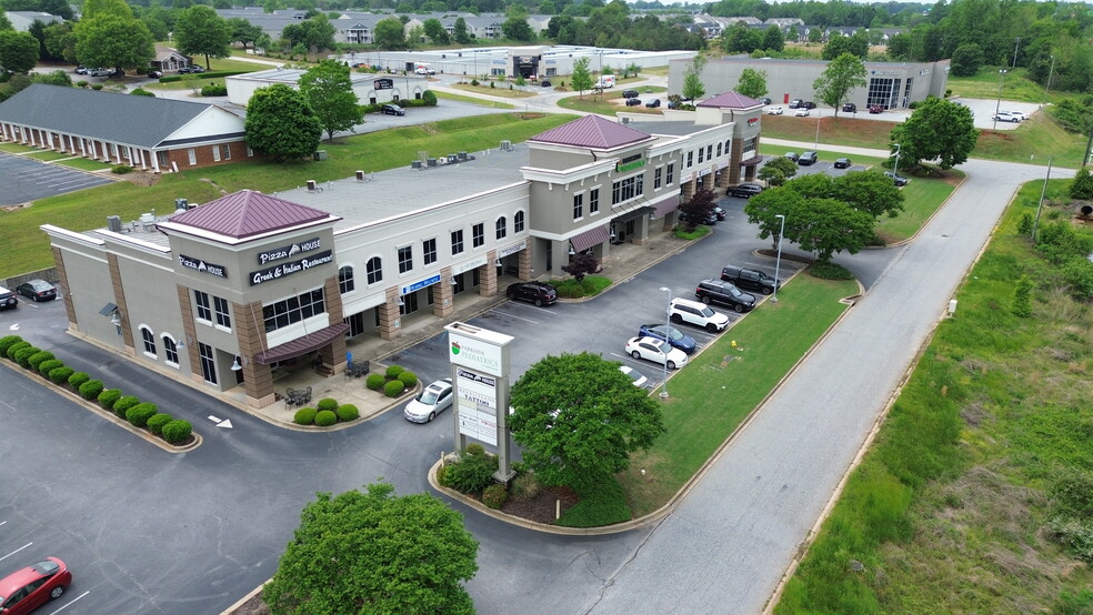 2-100 Halter Dr, Piedmont, SC for lease - Building Photo - Image 3 of 7