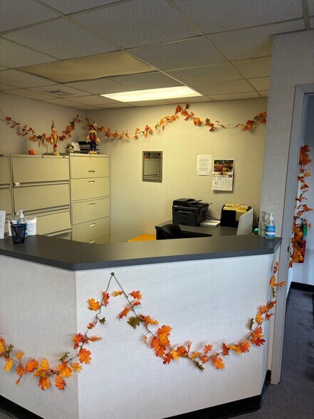 290 Central Ave, Lawrence, NY à louer - Photo du bâtiment - Image 3 de 12