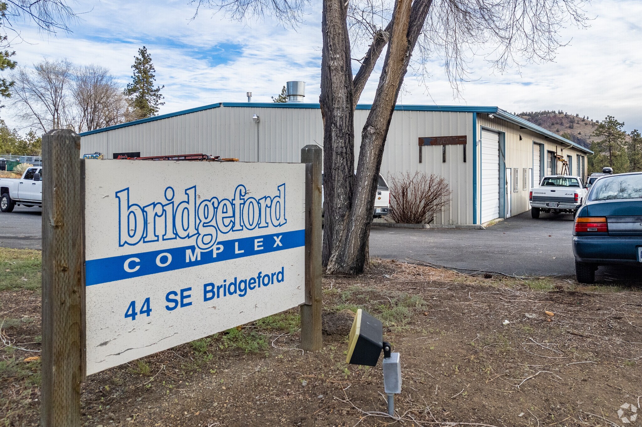44 SE Bridgeford Blvd, Bend, OR à louer Photo du bâtiment- Image 1 de 9