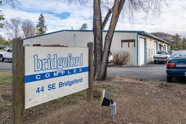 More details for 44 SE Bridgeford Blvd, Bend, OR - Industrial for Lease