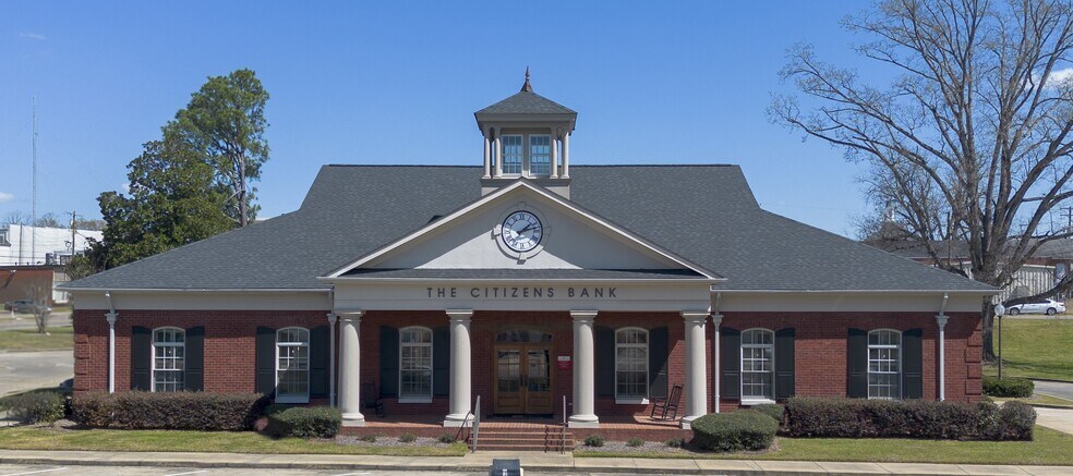 301 W Main St, Carthage, MS à vendre - Photo principale - Image 1 de 9