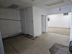 7811-7819 Aurora Ave N, Seattle, WA à louer Photo intérieure- Image 1 de 4