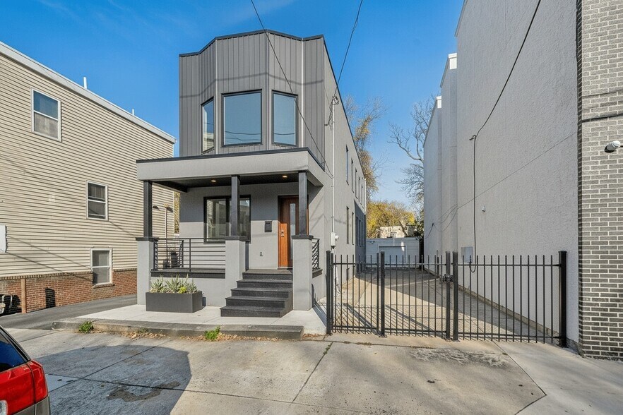 3817 Haverford Ave, Philadelphia, PA à vendre - Photo principale - Image 1 de 32