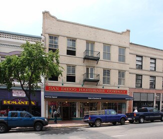 Plus de détails pour 840-850 5th Ave, San Diego, CA - Commerce de détail à louer