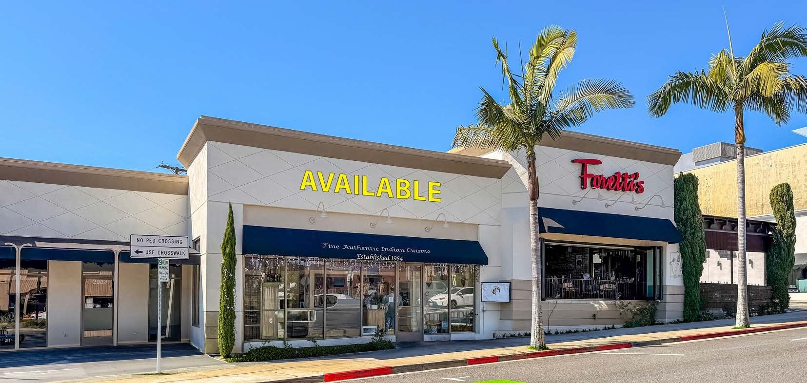 2931-2937 E Coast Hwy, Corona Del Mar, CA for lease Building Photo- Image 1 of 4