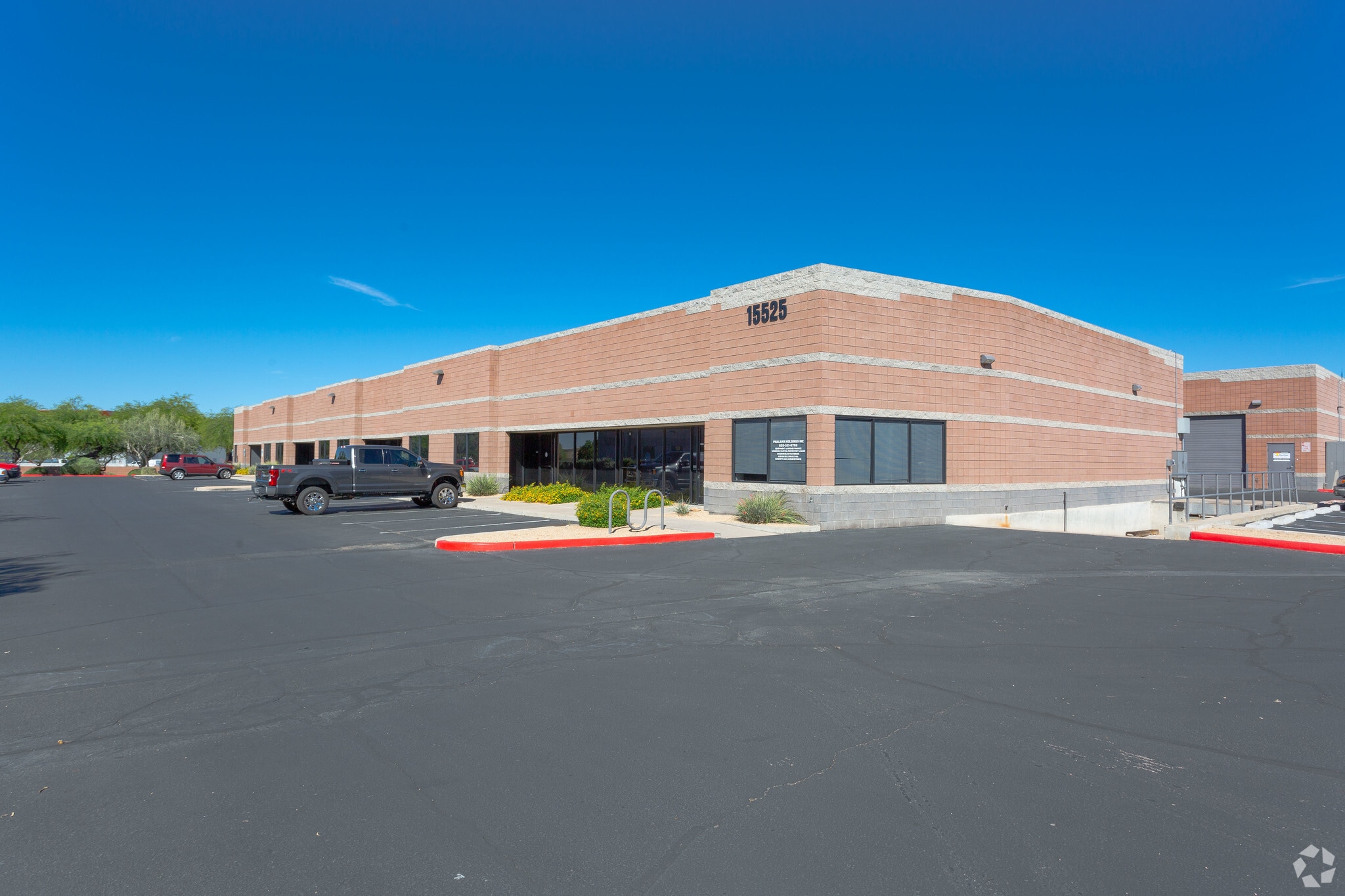 15525 N 83rd Way, Scottsdale, AZ for lease Building Photo- Image 1 of 5
