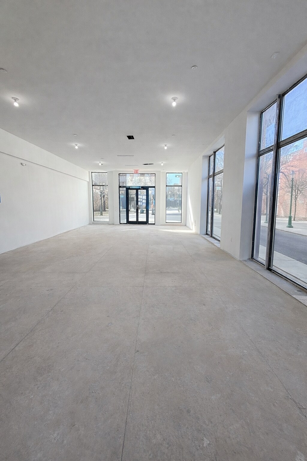 169 Knickerbocker Ave, Brooklyn, NY à louer Photo principale- Image 1 de 10