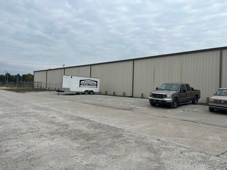 1101 Crawford St, Terre Haute, IN for sale - Building Photo - Image 3 of 8