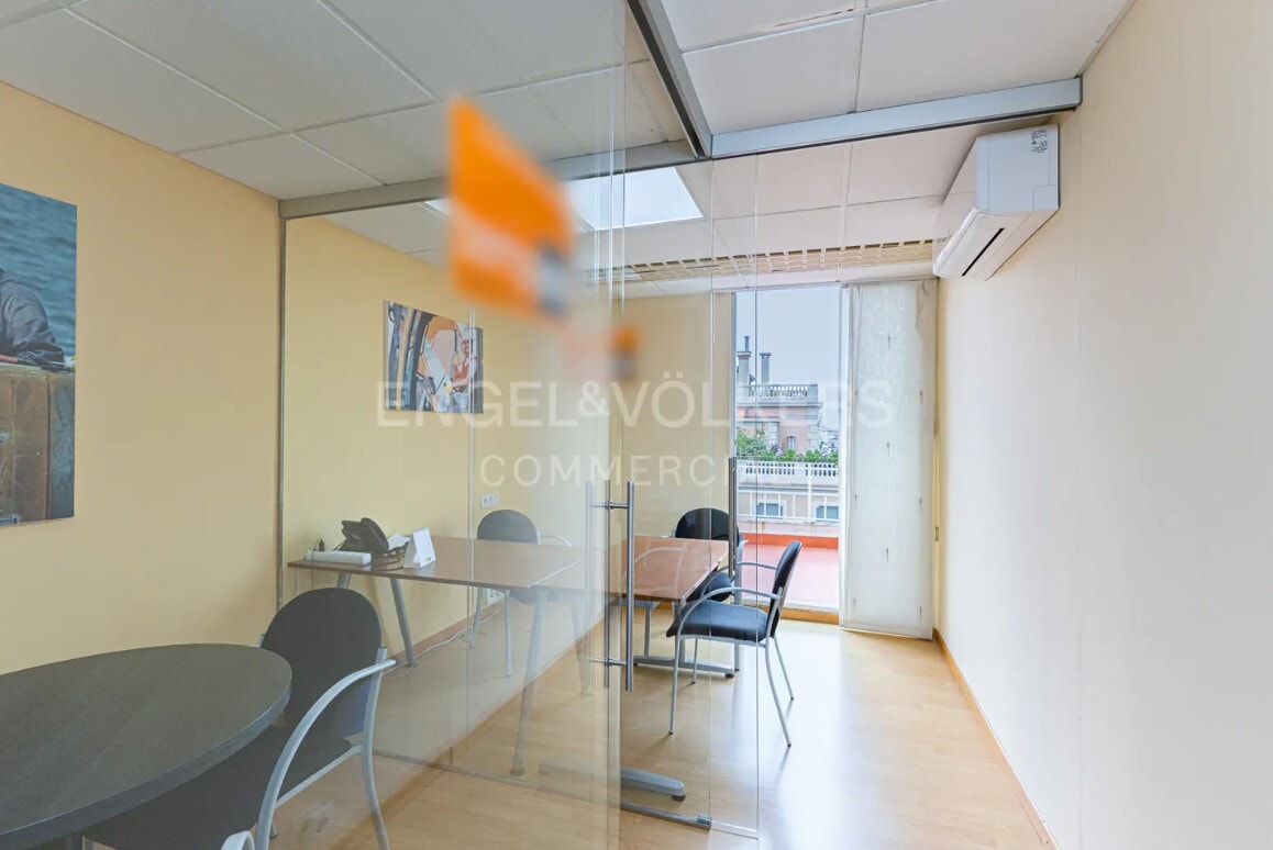 Office in Barcelona for lease Interior Photo- Image 1 of 5