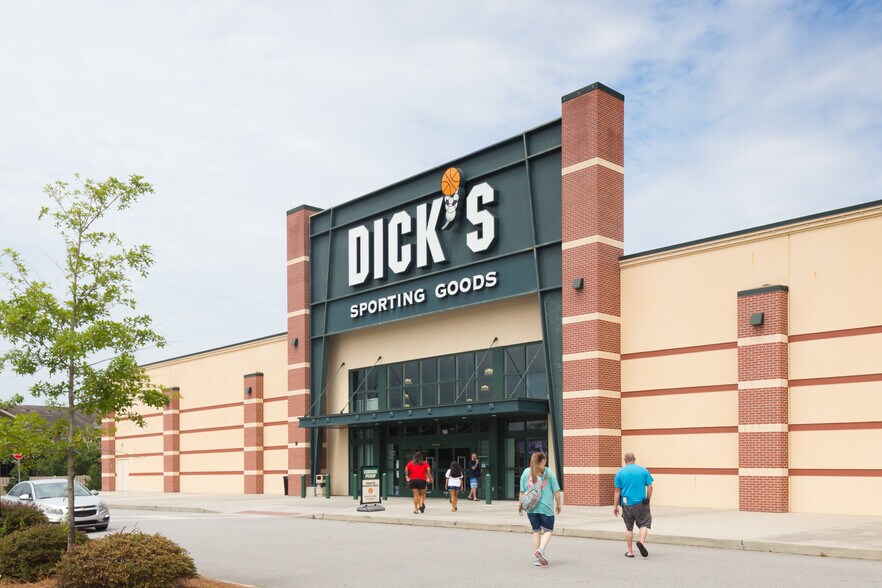 201 Tanger Outlets Blvd, Pooler, GA à louer - Photo du bâtiment - Image 3 de 6