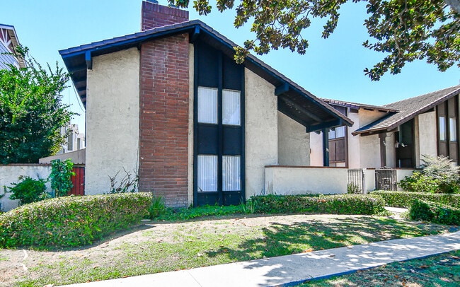 More details for 3712 Howard Ave, Los Alamitos, CA - Multifamily for Sale