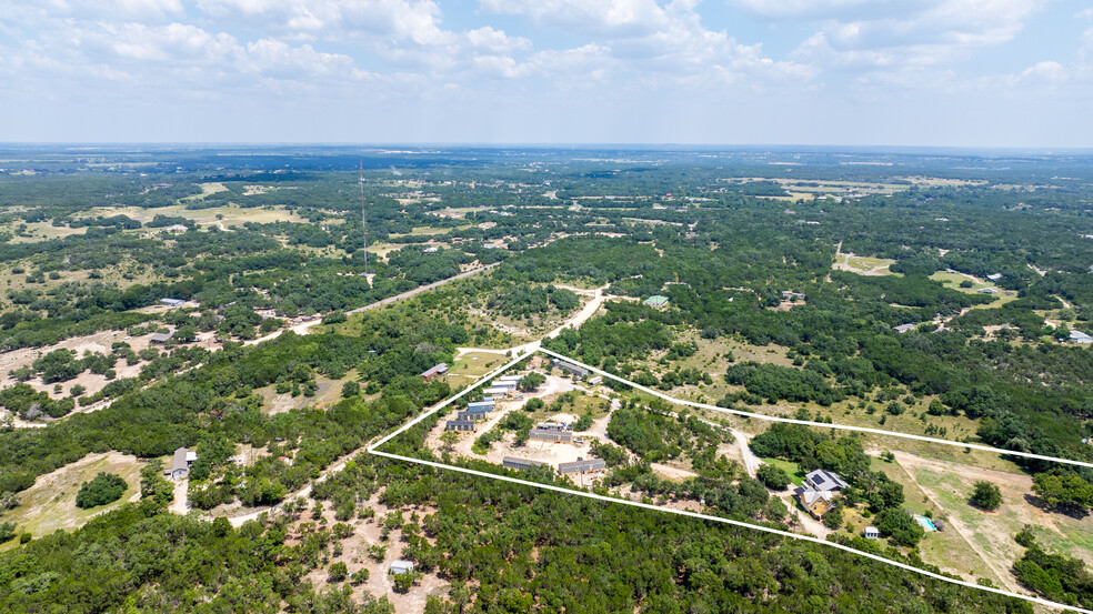 24369 Bingham Creek Rd, Leander, TX à vendre - Photo du b timent - Image 1 de 53