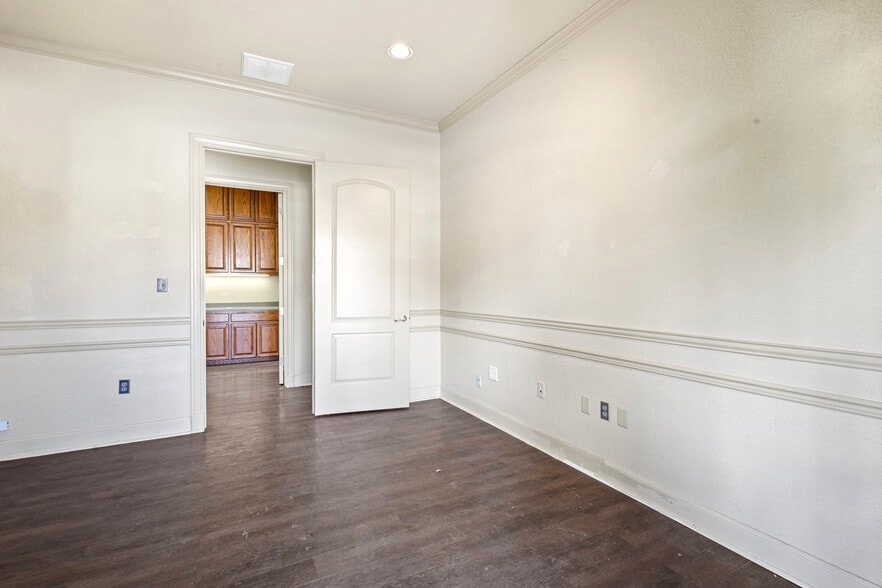 9480-3 Huebner Rd, San Antonio, TX for lease - Building Photo - Image 3 of 18