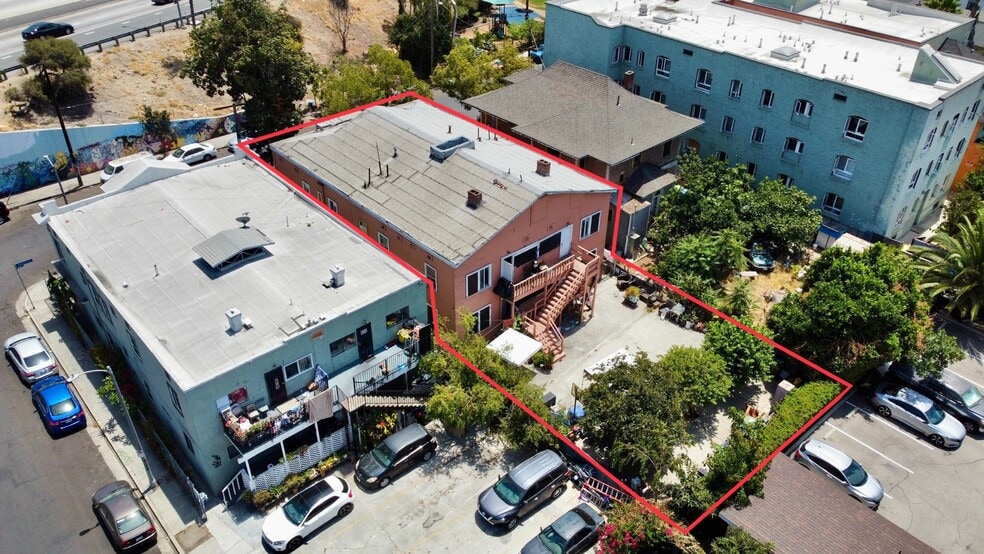 1943 Estrella Ave, Los Angeles, CA for sale - Building Photo - Image 2 of 16