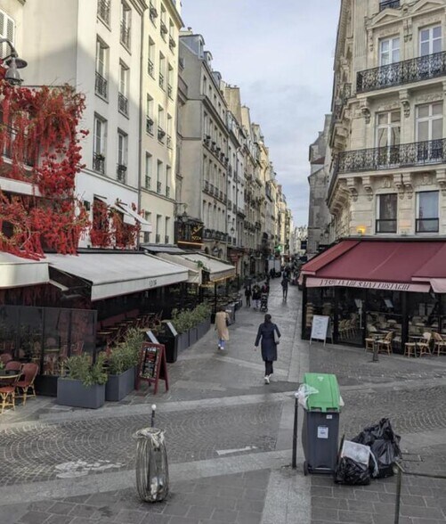 Office in Paris for sale - Building Photo - Image 3 of 5