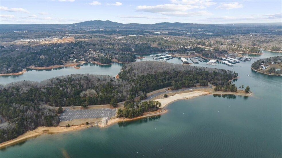 1460 Mary Alice Park Rd, Cumming, GA à vendre - Photo du bâtiment - Image 2 de 3