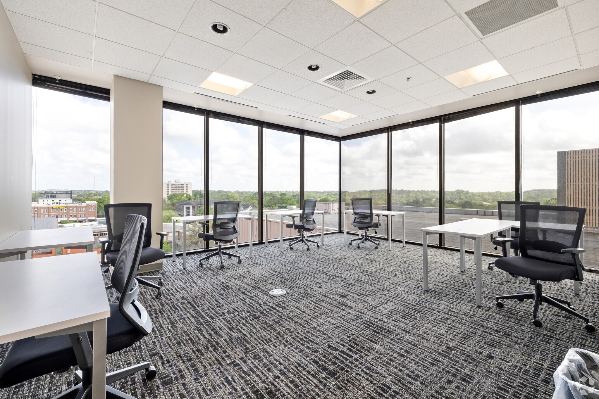 101 N Monroe St, Tallahassee, FL à louer Photo intérieure- Image 1 de 1