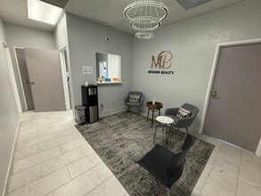 2414 S Fairview St, Santa Ana, CA for lease Lobby- Image 1 of 5