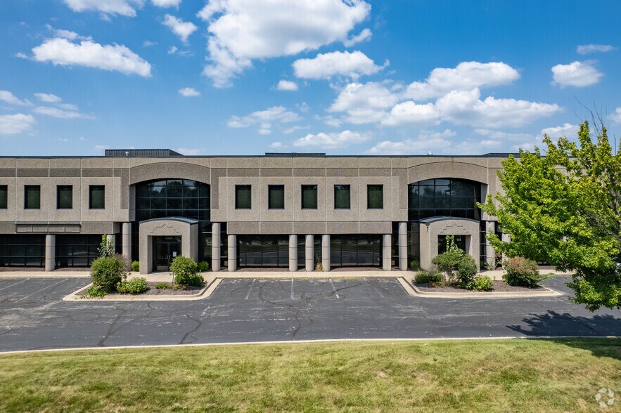 14400 College Blvd, Lenexa, KS à vendre - Photo du bâtiment - Image 2 de 5