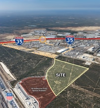 13201 Port Dr, Laredo, TX for lease Building Photo- Image 2 of 4