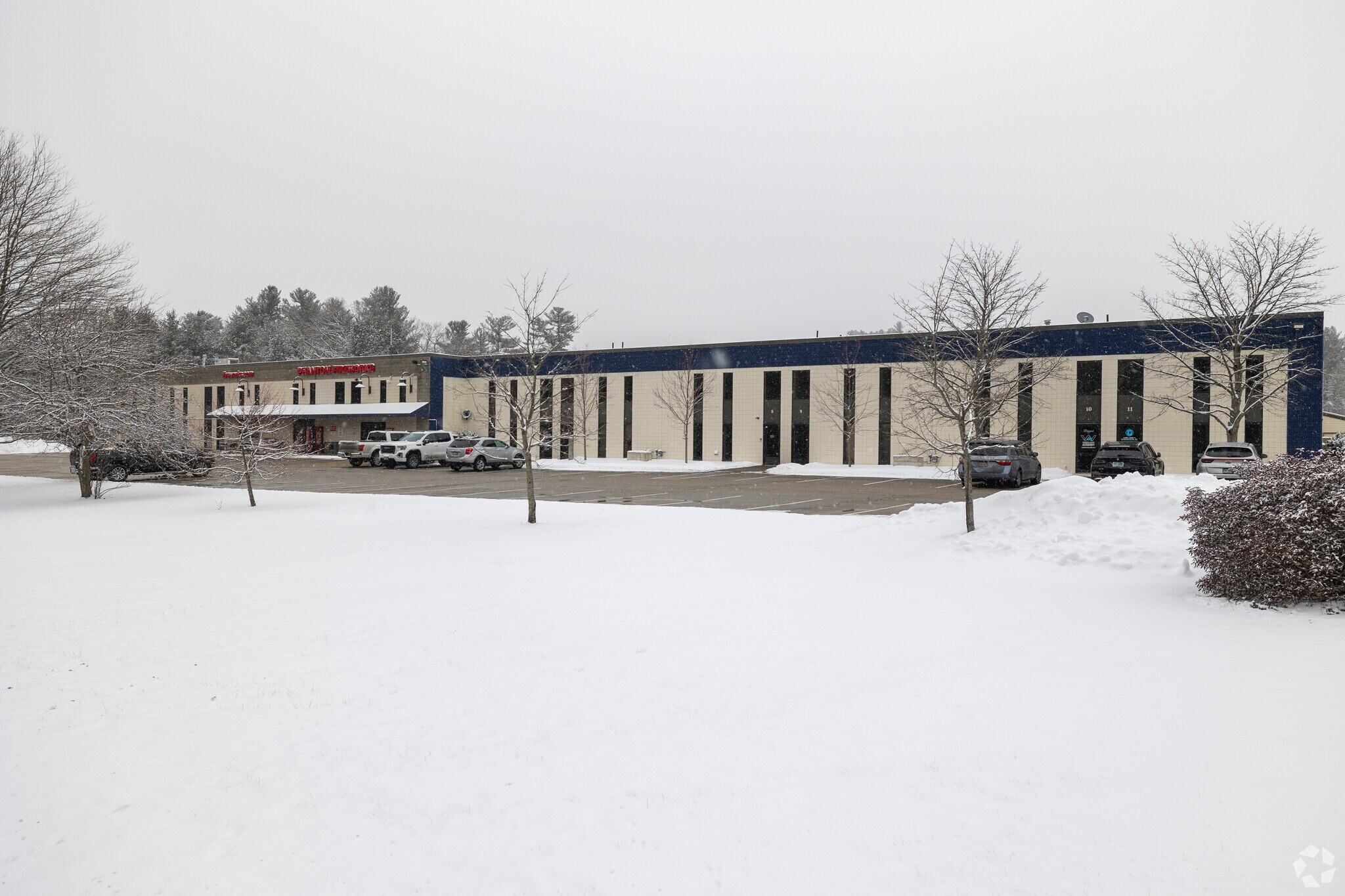 15 Londonderry Rd, Londonderry, NH à louer Photo principale- Image 1 de 9