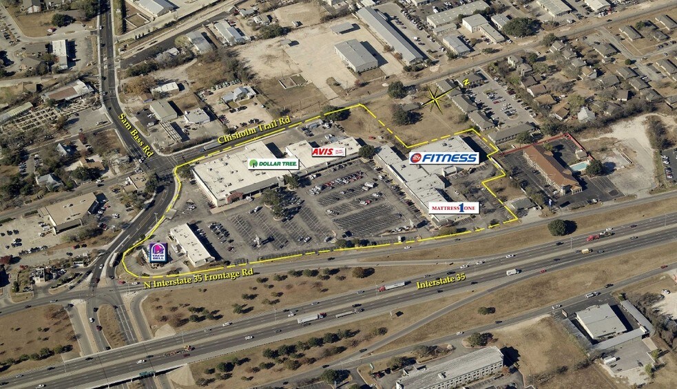 1100-1208 N IH-35, Round Rock, TX à louer - Aérien - Image 2 de 9