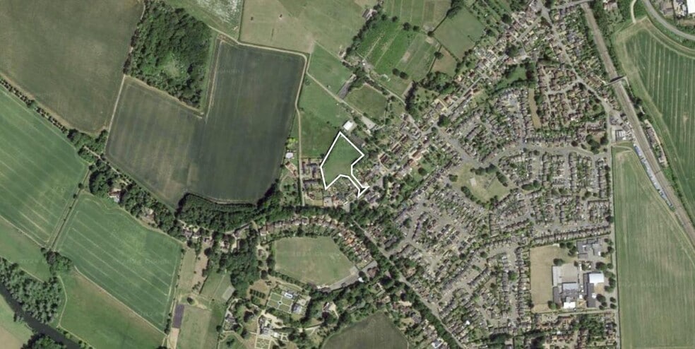 High St, Oakley à vendre - Aérien - Image 2 de 3