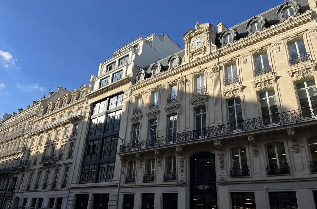 44-48 Rue De Châteaudun, Paris for lease Building Photo- Image 1 of 10