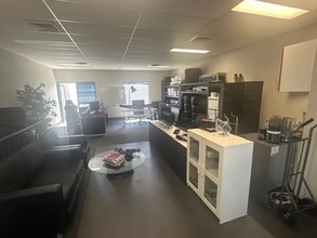 41-51 Huntley St, Alexandria à louer Photo intérieure- Image 1 de 2