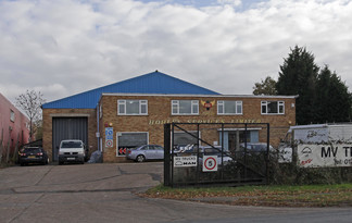 More details for 26 Bonehurst Rd, Salfords - Flex for Lease