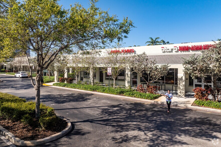 1341-1663 S University Dr, Plantation, FL à louer - Photo du bâtiment - Image 3 de 21