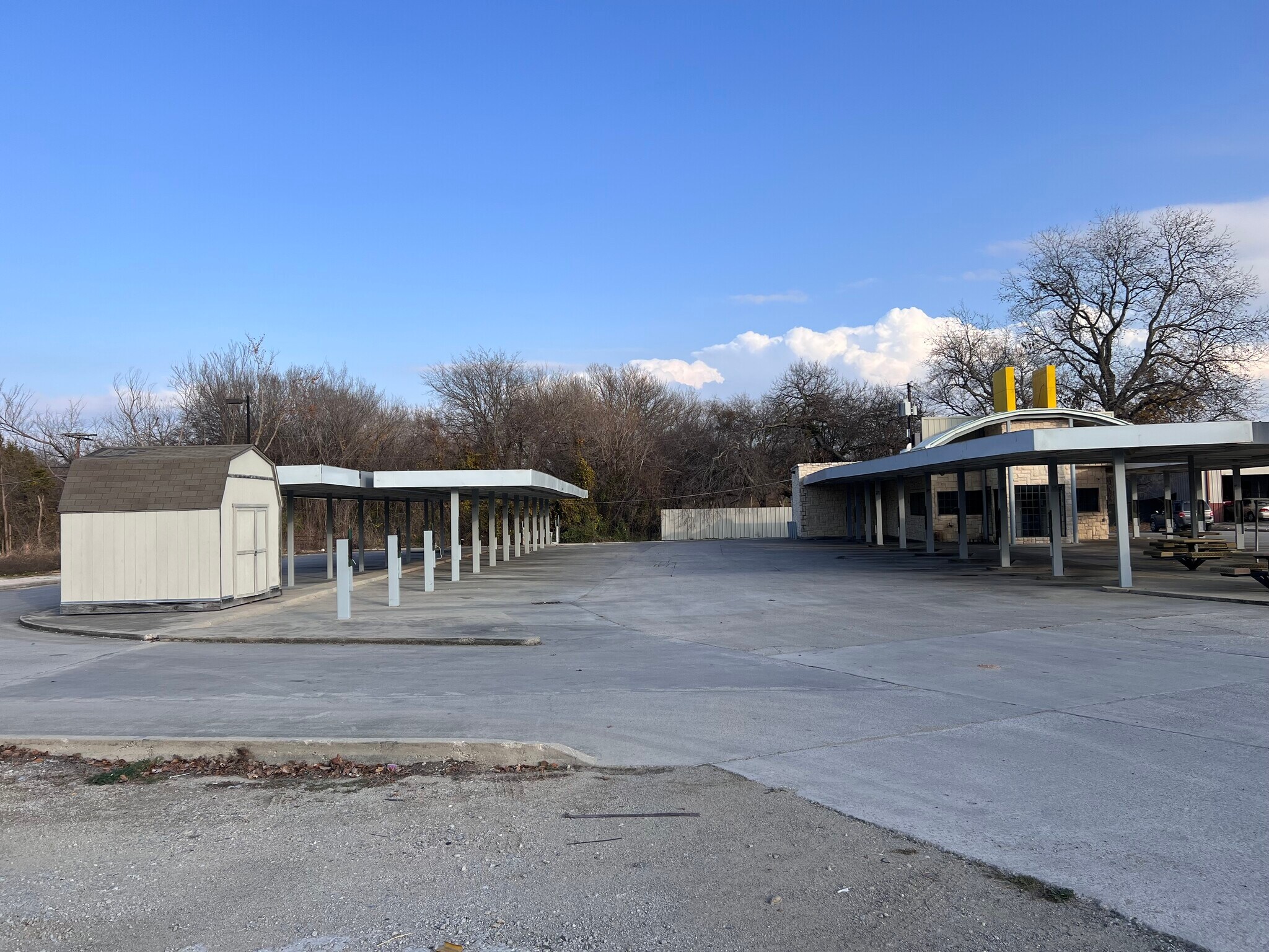 1304 Chico Hwy, Bridgeport, TX à vendre Photo du bâtiment- Image 1 de 16