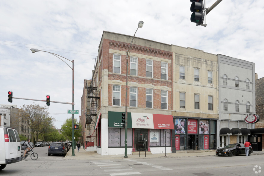 1378 W Grand Ave, Chicago, IL à vendre - Photo principale - Image 1 de 1