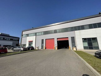 Plus de détails pour 355 Avenue Henri Schneider, Meyzieu - Local d'activités à louer