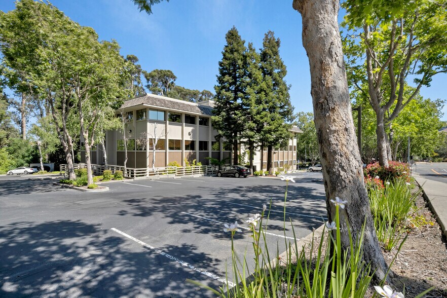 2610 Crow Canyon Rd, San Ramon, CA à louer - Photo du bâtiment - Image 2 de 10