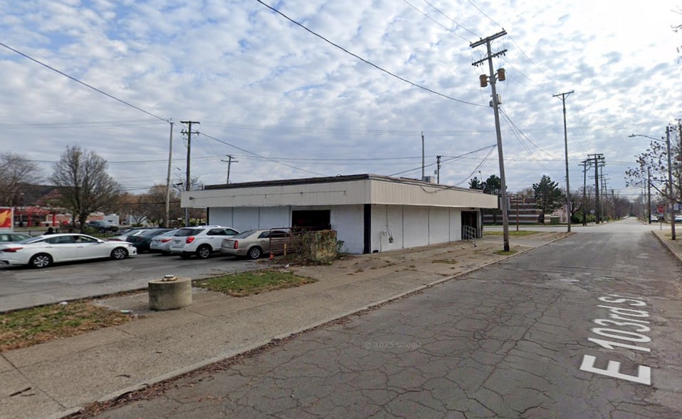 10305 Saint Clair Ave, Cleveland, OH à louer - Photo du bâtiment - Image 3 de 7