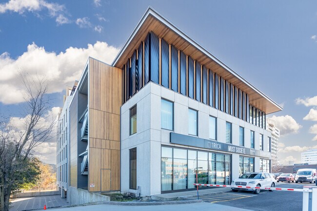 Plus de détails pour 2785-2795 Boul Laurier, Québec, QC - Bureau à louer