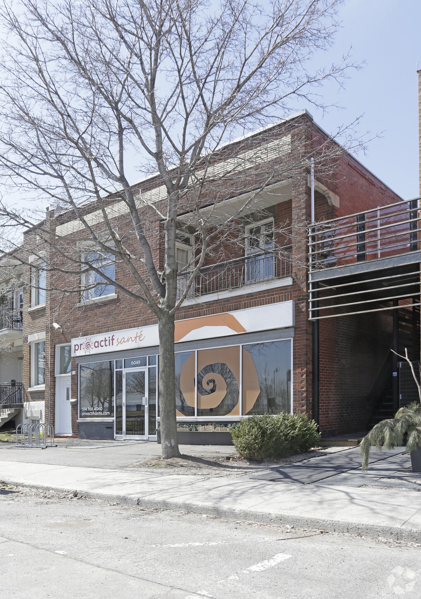 6049 Boul LaSalle, Montréal, QC for sale Primary Photo- Image 1 of 1