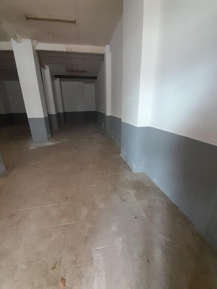 Avenida de Alemania, 48, Cáceres, Cáceres for lease - Building Photo - Image 3 of 47