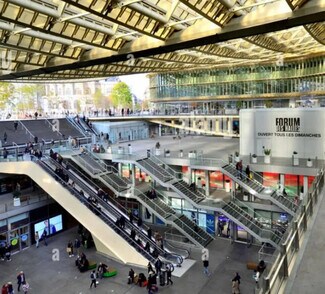 Plus de détails pour Commerce de détail à vendre