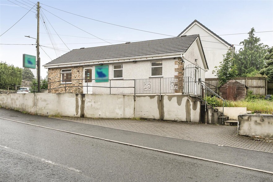 Penwithick Rd, Penwithick à vendre - Photo du bâtiment - Image 2 de 9