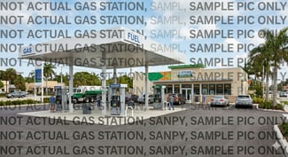 Plus de détails pour 17356 FL-5, North Miami Beach, FL - Commerce de détail à louer