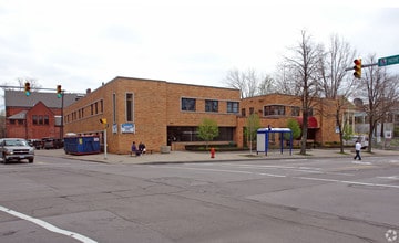 651-661 Delaware Ave, Buffalo, NY à louer Photo du bâtiment- Image 1 de 9