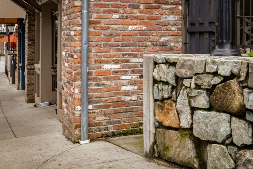 100 Union St, Nevada City, CA à vendre - Photo du bâtiment - Image 3 de 82