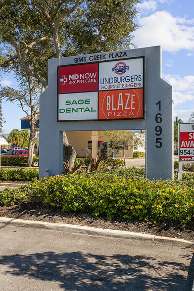 1695 W Indian Town Rd, Jupiter, FL for lease - Building Photo - Image 3 of 4