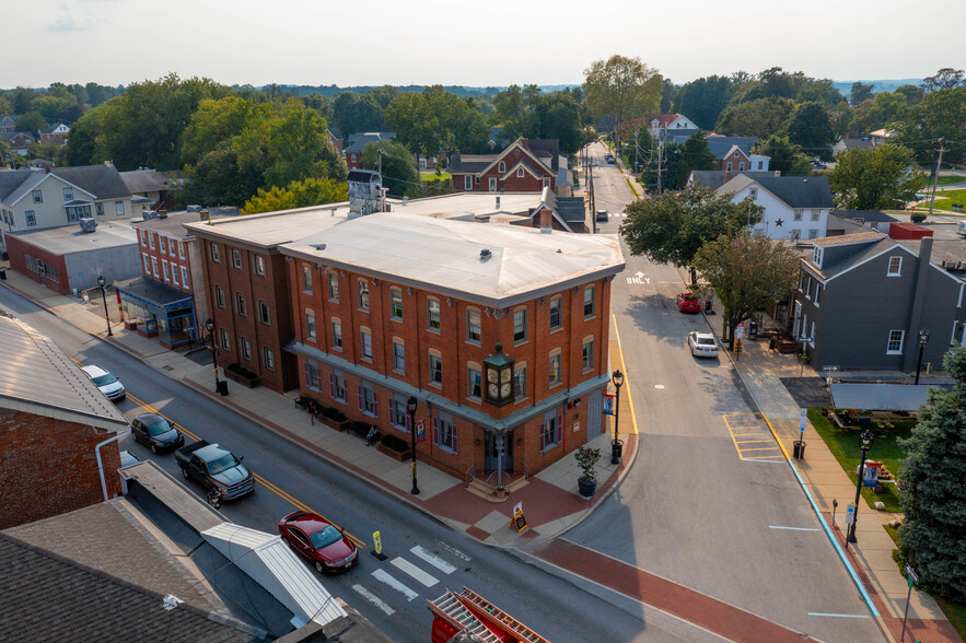 24 S 3rd St, Oxford, PA à vendre - Photo du bâtiment - Image 1 de 1