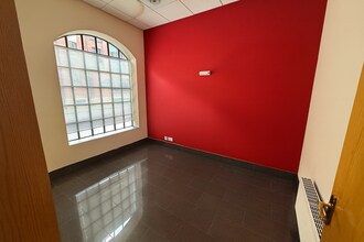 Graham St, Birmingham for lease Interior Photo- Image 2 of 6