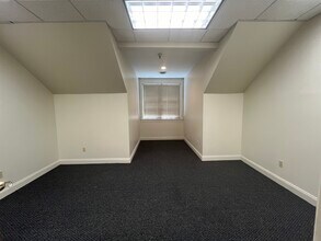 4775-4785 Linglestown Rd, Harrisburg, PA à vendre Photo intérieure- Image 2 de 5