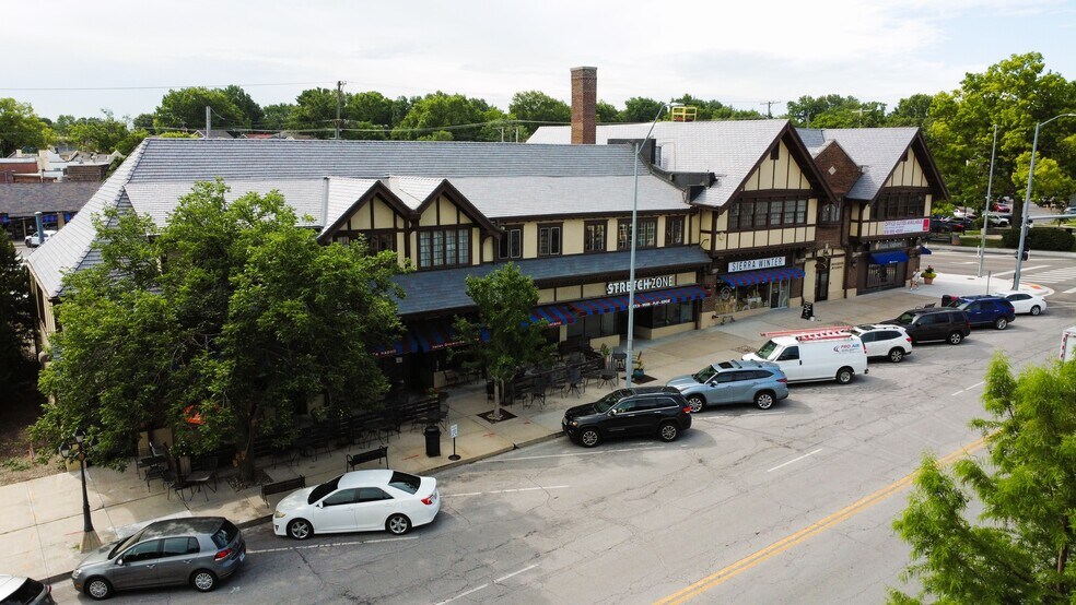 6225-6249 Brookside Blvd, Kansas City, MO à louer - Photo du bâtiment - Image 2 de 7