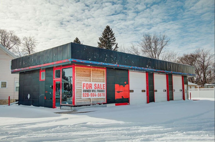 446 N Main St, Fond Du Lac, WI for sale - Primary Photo - Image 1 of 1